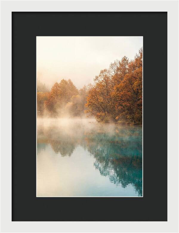 Five Flower Lake In Autumn