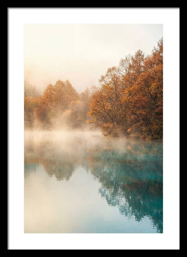 Five Flower Lake In Autumn