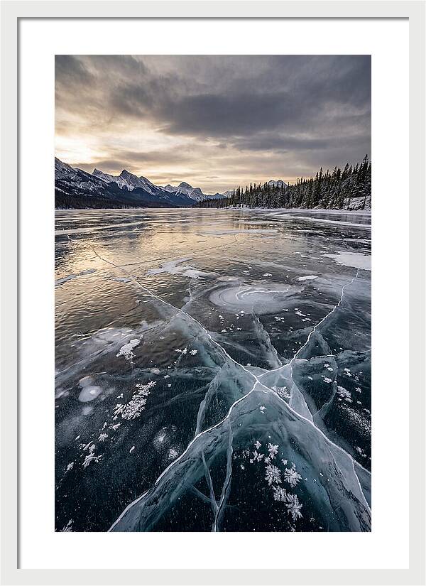 Frozen Lake Patterns