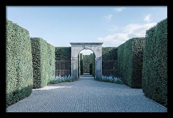 Garden Maze Entrance