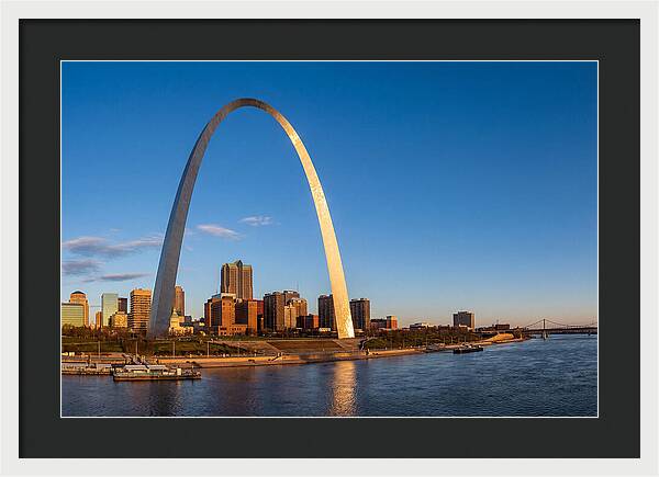 Gateway Arch Against The Skyline