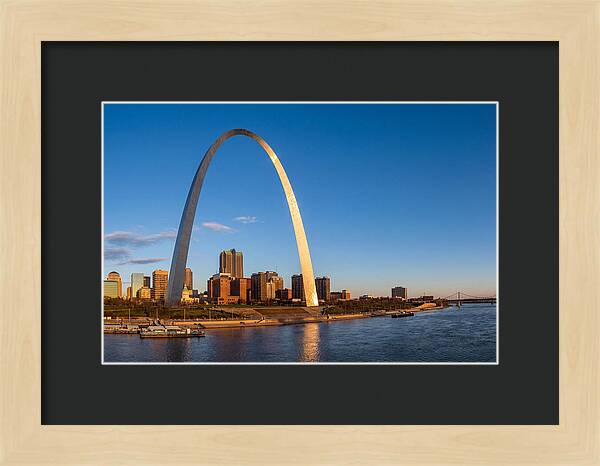 Gateway Arch Against The Skyline