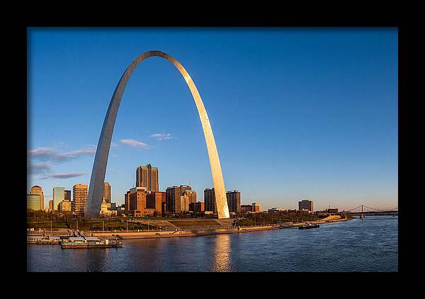 Gateway Arch Against The Skyline