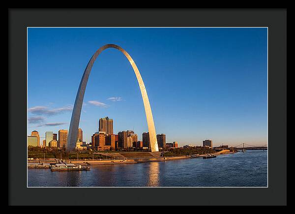 Gateway Arch Against The Skyline