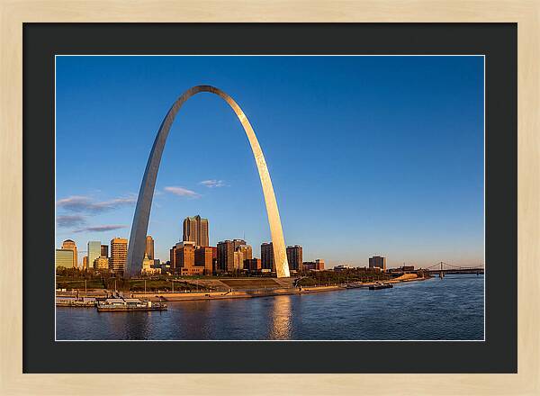 Gateway Arch Against The Skyline