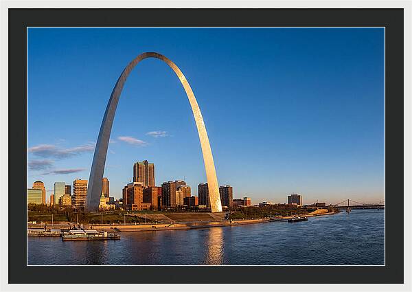 Gateway Arch Against The Skyline