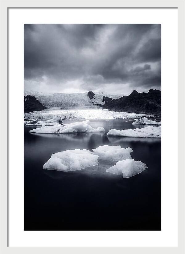 Glacial Reflections At Jkulsrln