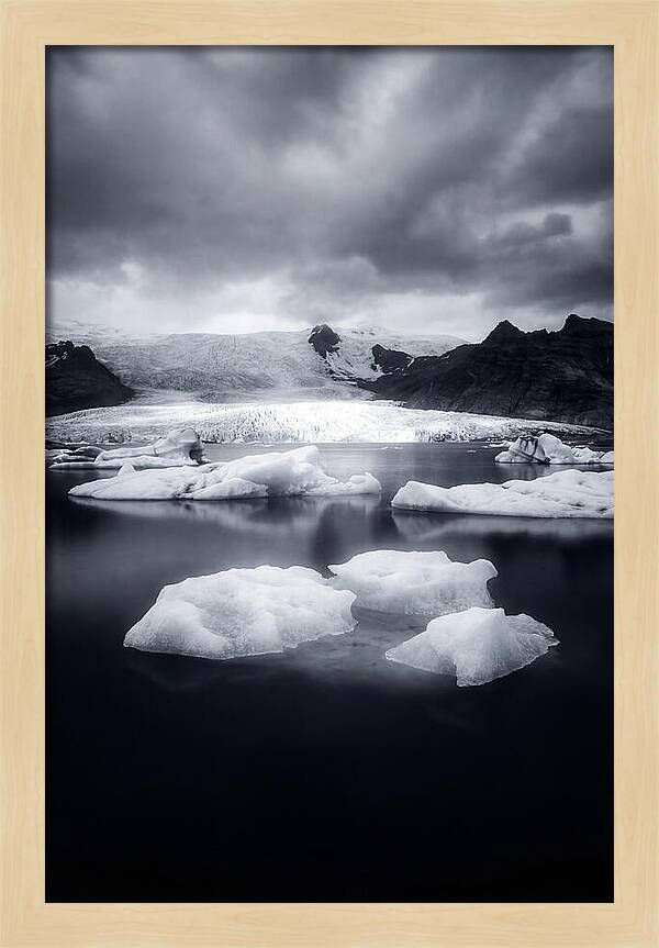 Glacial Reflections At Jkulsrln