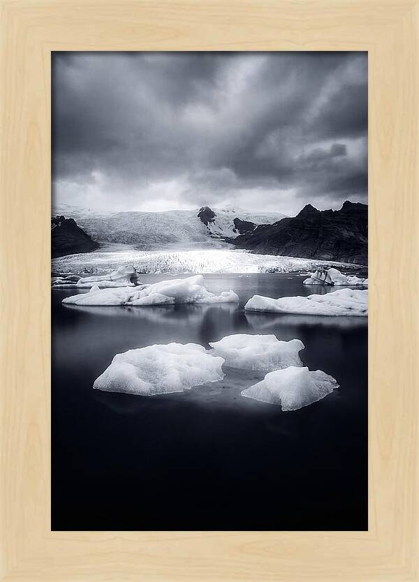 Glacial Reflections At Jkulsrln