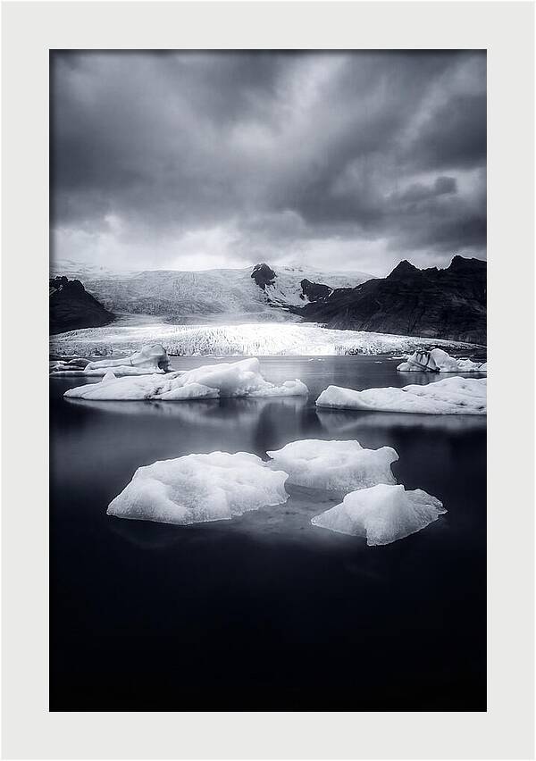 Glacial Reflections At Jkulsrln