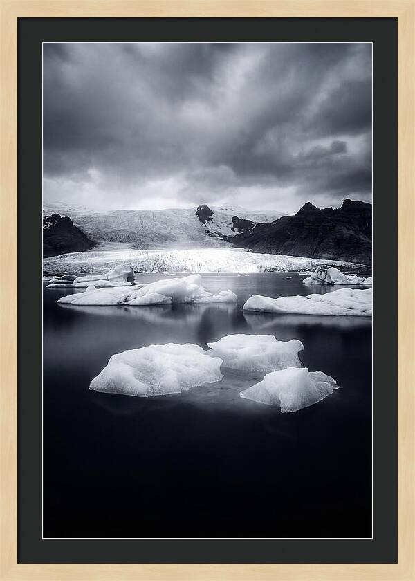 Glacial Reflections At Jkulsrln