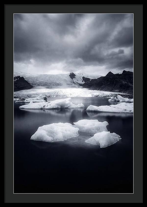 Glacial Reflections At Jkulsrln