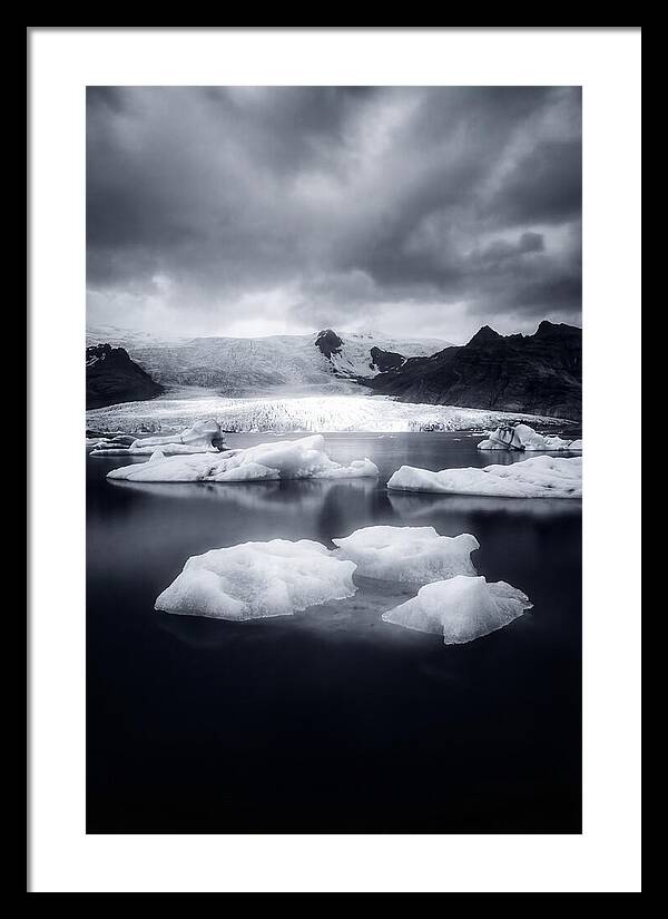 Glacial Reflections At Jkulsrln