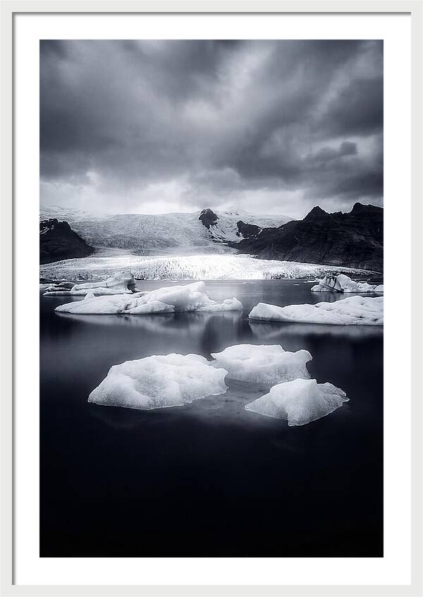 Glacial Reflections At Jkulsrln