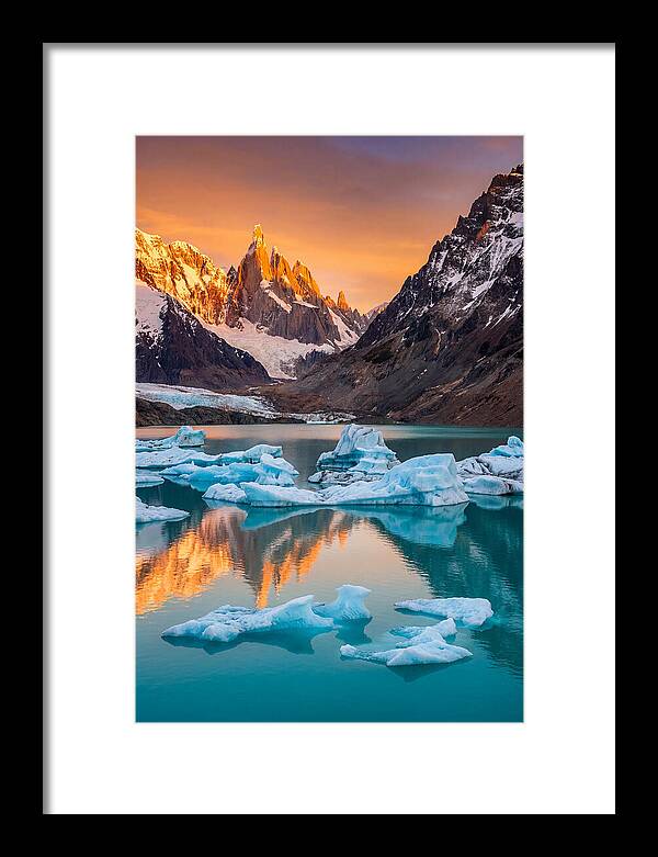 Glacial Serenity Reflections