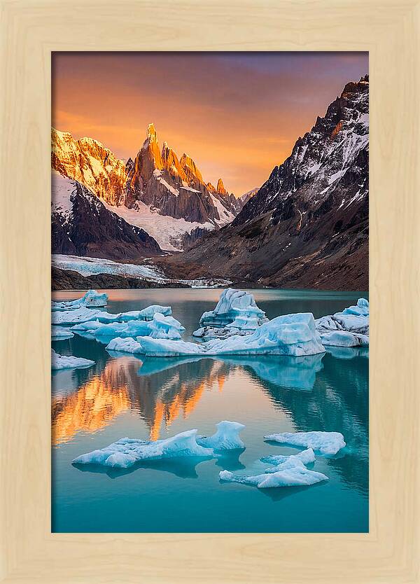 Glacial Serenity Reflections