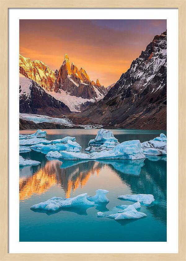 Glacial Serenity Reflections