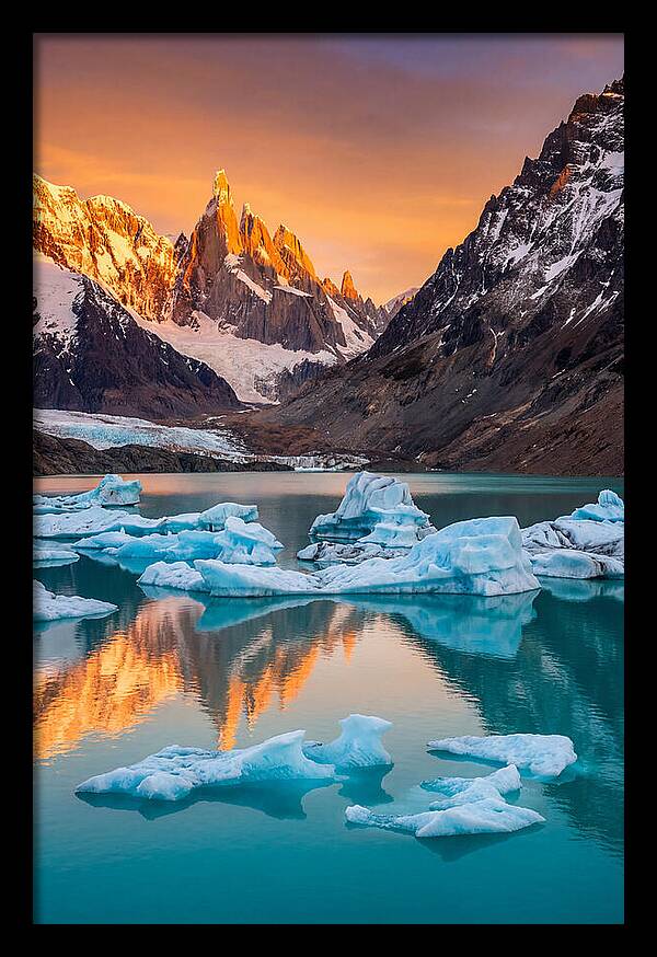 Glacial Serenity Reflections
