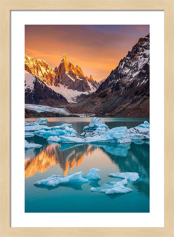 Glacial Serenity Reflections