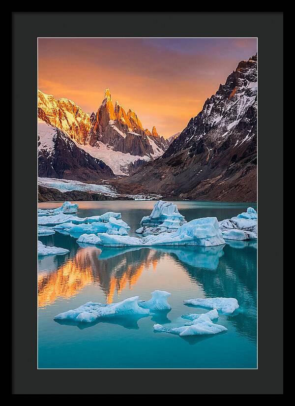 Glacial Serenity Reflections