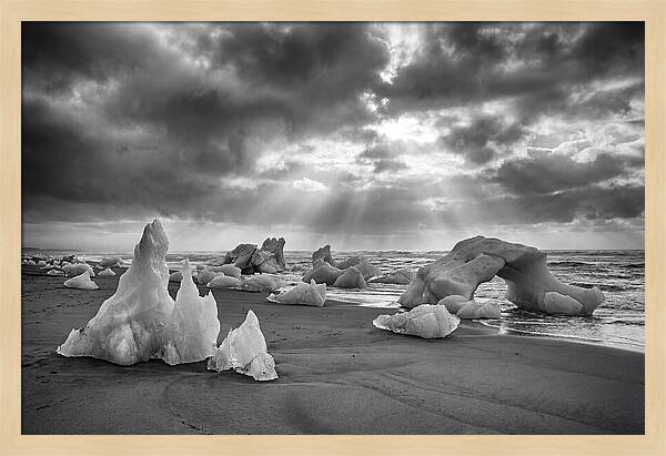 Glacial Wonders Of Diamond Beach