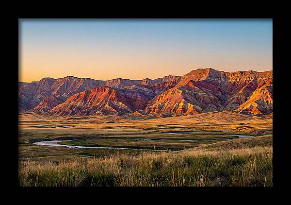 Gloss Mountains Serenity