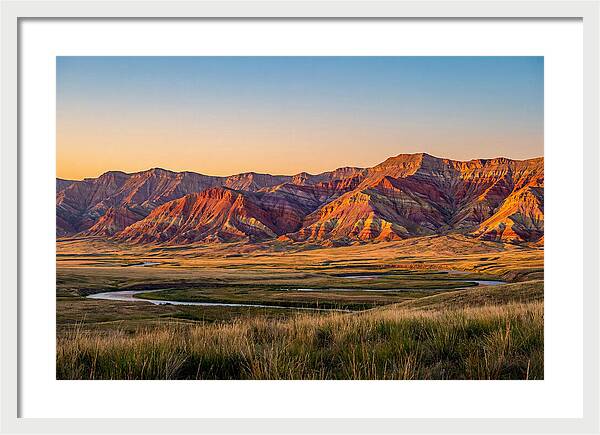 Gloss Mountains Serenity