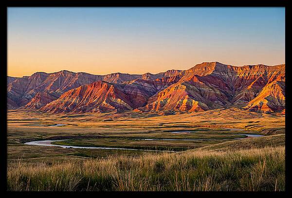Gloss Mountains Serenity
