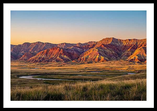 Gloss Mountains Serenity