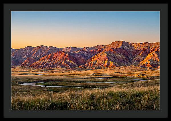 Gloss Mountains Serenity