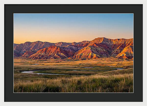 Gloss Mountains Serenity