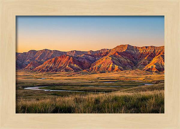 Gloss Mountains Serenity