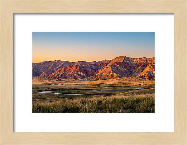 Gloss Mountains Serenity