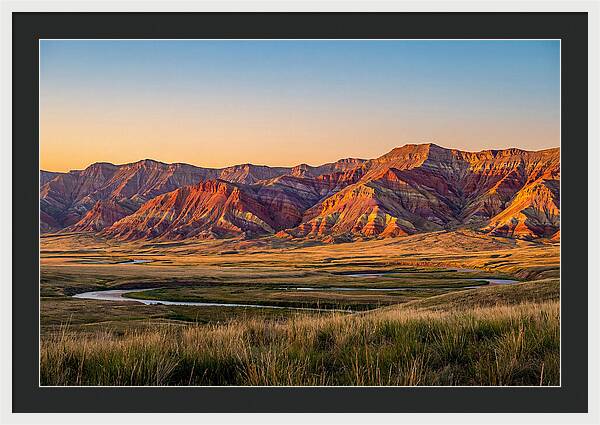 Gloss Mountains Serenity