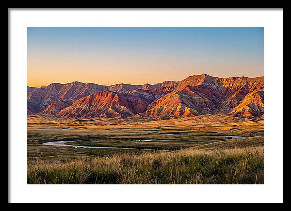 Gloss Mountains Serenity