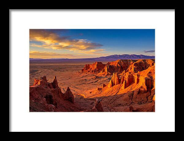 Gobi Desert Flaming Cliffs At Golden Hour