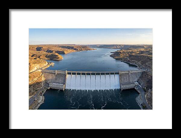 Grand Coulee Dam At Sunset