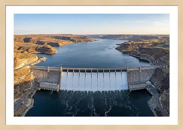Grand Coulee Dam At Sunset