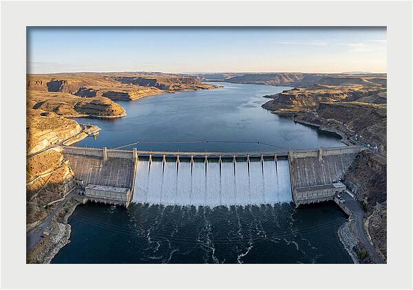 Grand Coulee Dam At Sunset