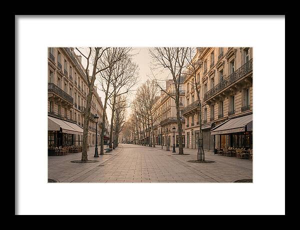 Grand European Boulevard Serenity