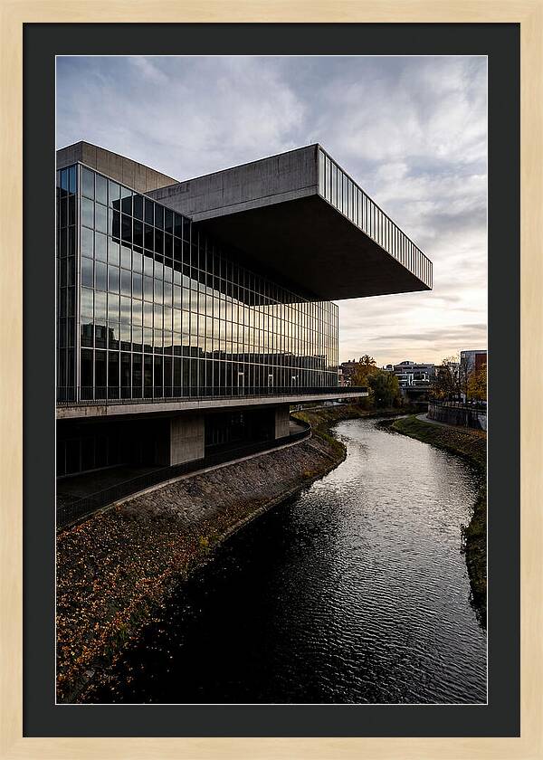 Guthrie Theater Reflection