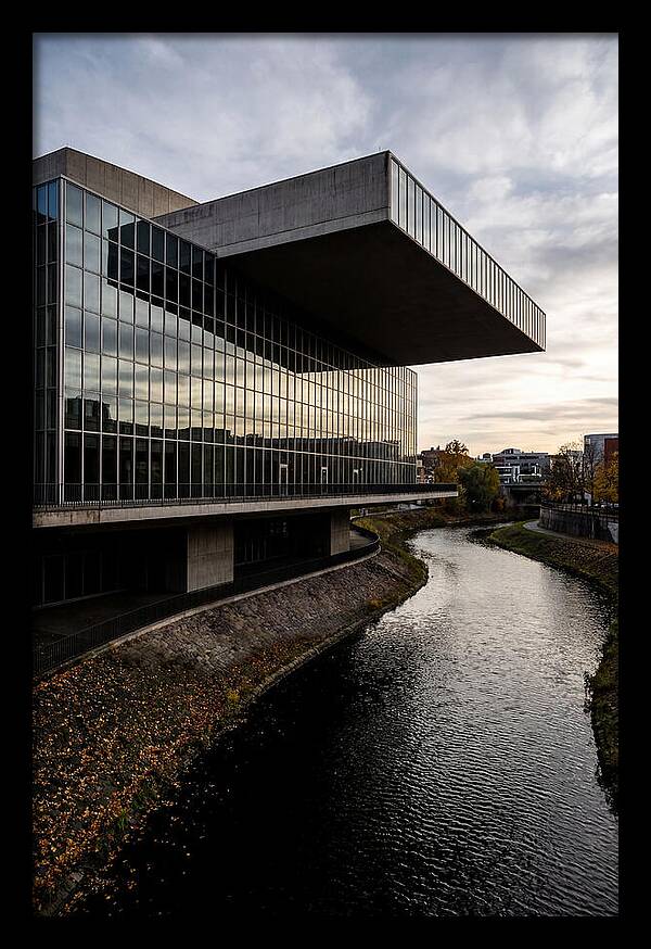 Guthrie Theater Reflection