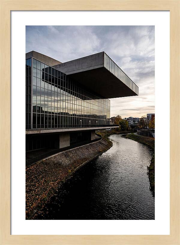Guthrie Theater Reflection