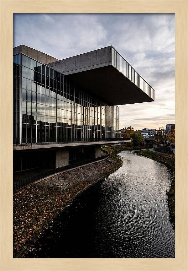 Guthrie Theater Reflection