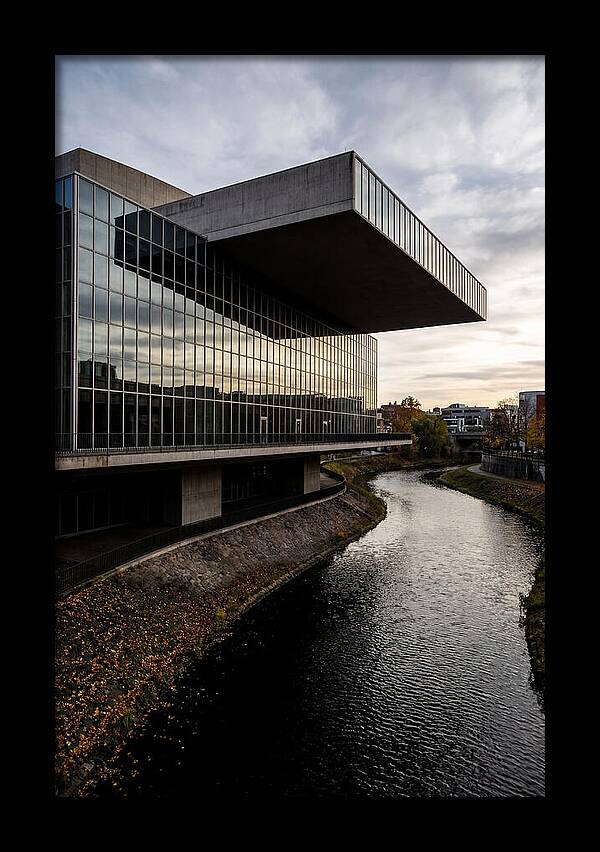 Guthrie Theater Reflection