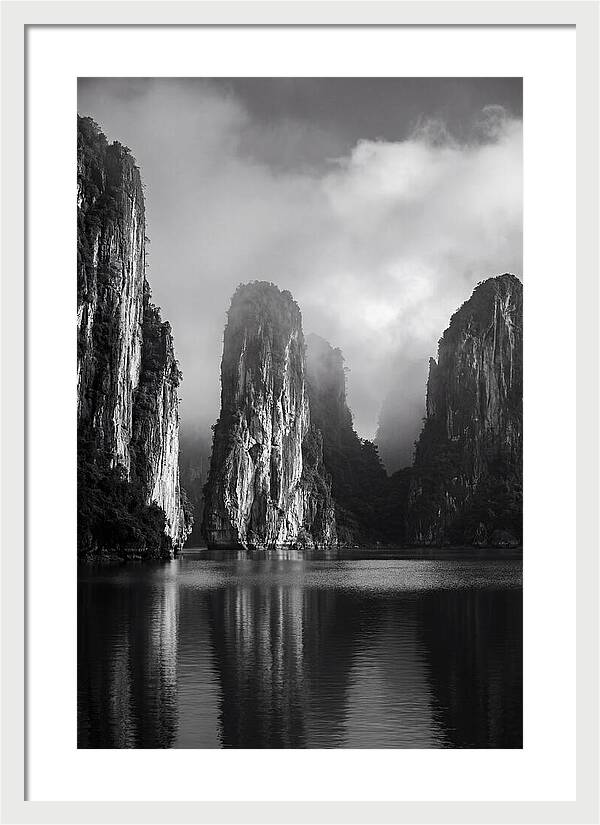 Ha Long Bay Karst Forms