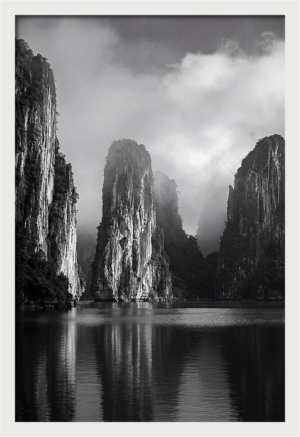 Ha Long Bay Karst Forms