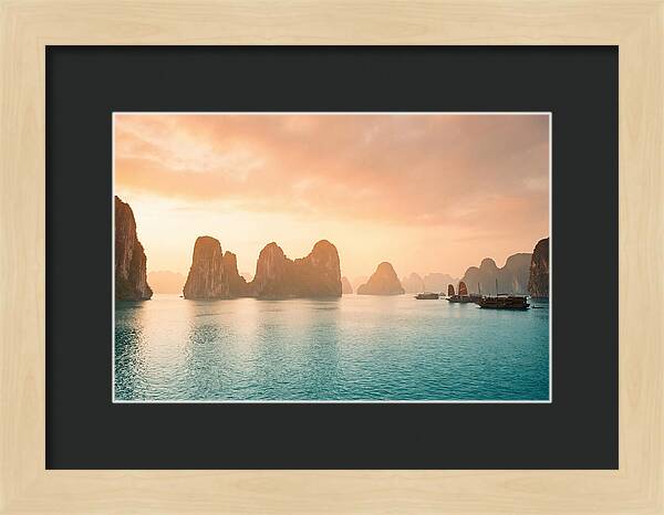 Ha Long Bay Serenity
