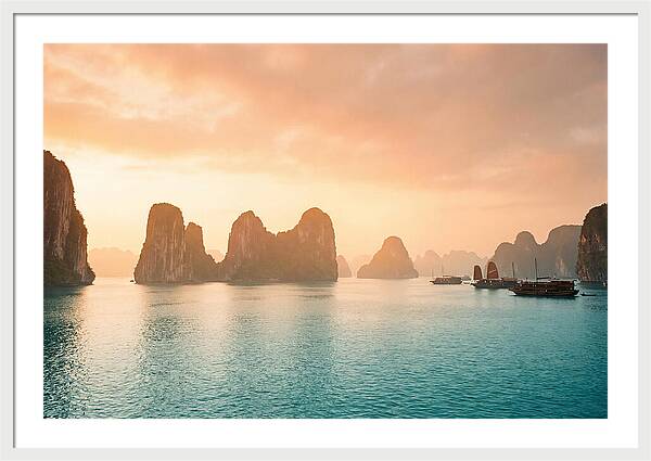 Ha Long Bay Serenity