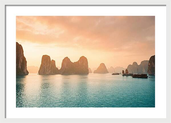 Ha Long Bay Serenity